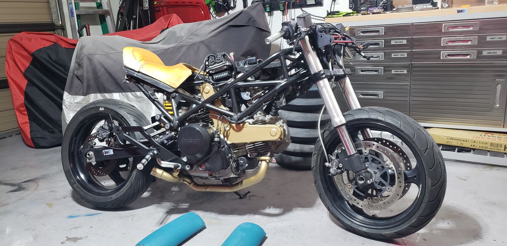 Ducati Monster Custom Cafe Racer